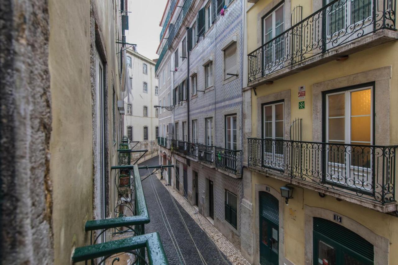Lovelystay - Vintage Flat Near Santa Justa Elevator! Lisboa Eksteriør bilde